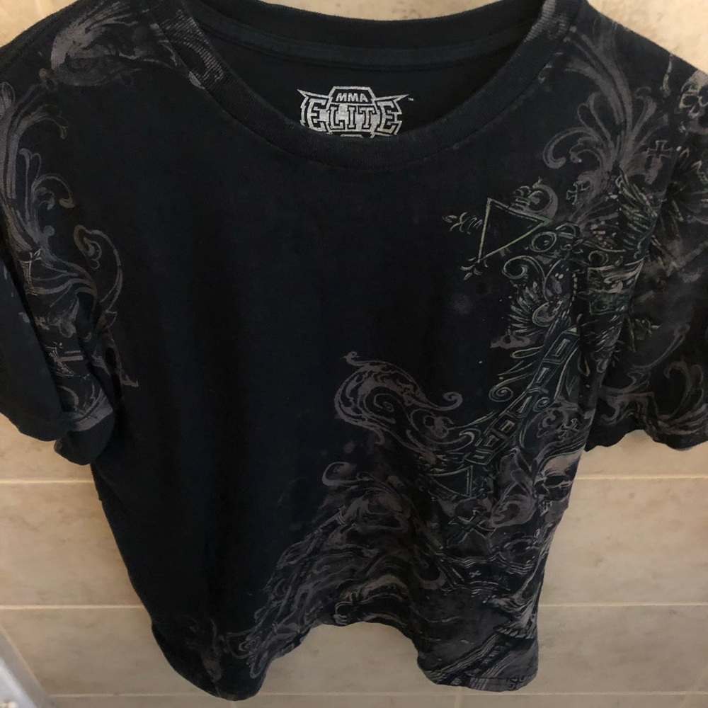 MMA elite men’s shirt size L